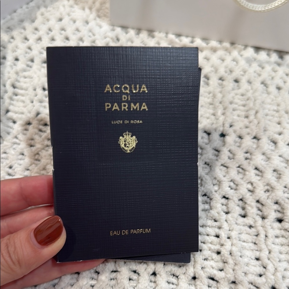 Acqua Di Parma Luce Di Rosa Eau de Parfum in Black and Gold